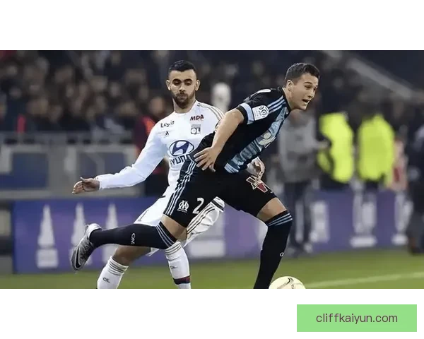 里尔近期赛事表现稳健，球队状态回暖引发关注